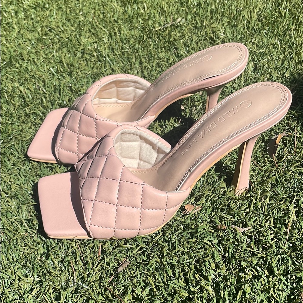 Chic Quilted Pink Mules